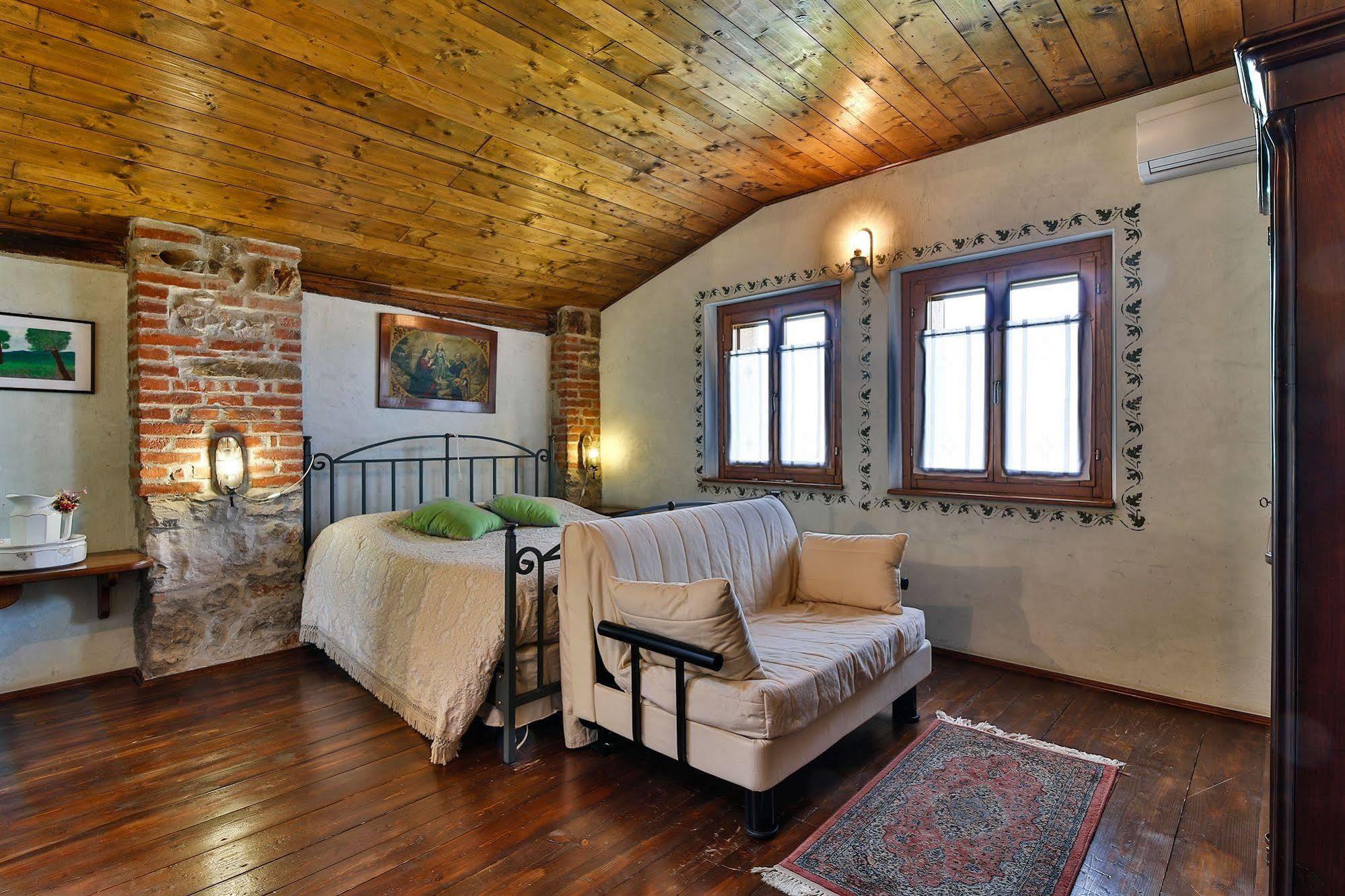 Agriturismo Borg Da Ocjs Medea Dış mekan fotoğraf